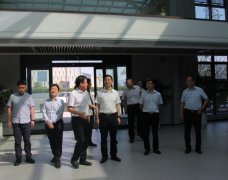 <b>山西省民營經(jīng)濟發(fā)展局樊偉強局長、運城經(jīng)濟技術(shù)開發(fā)區(qū)副主任魯若鵬一行蒞臨</b>